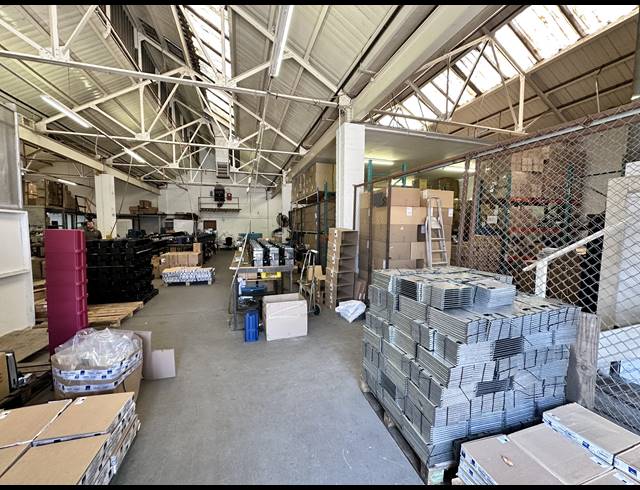 100M² MINI FACTORY TO LET IN OBSERVATORY